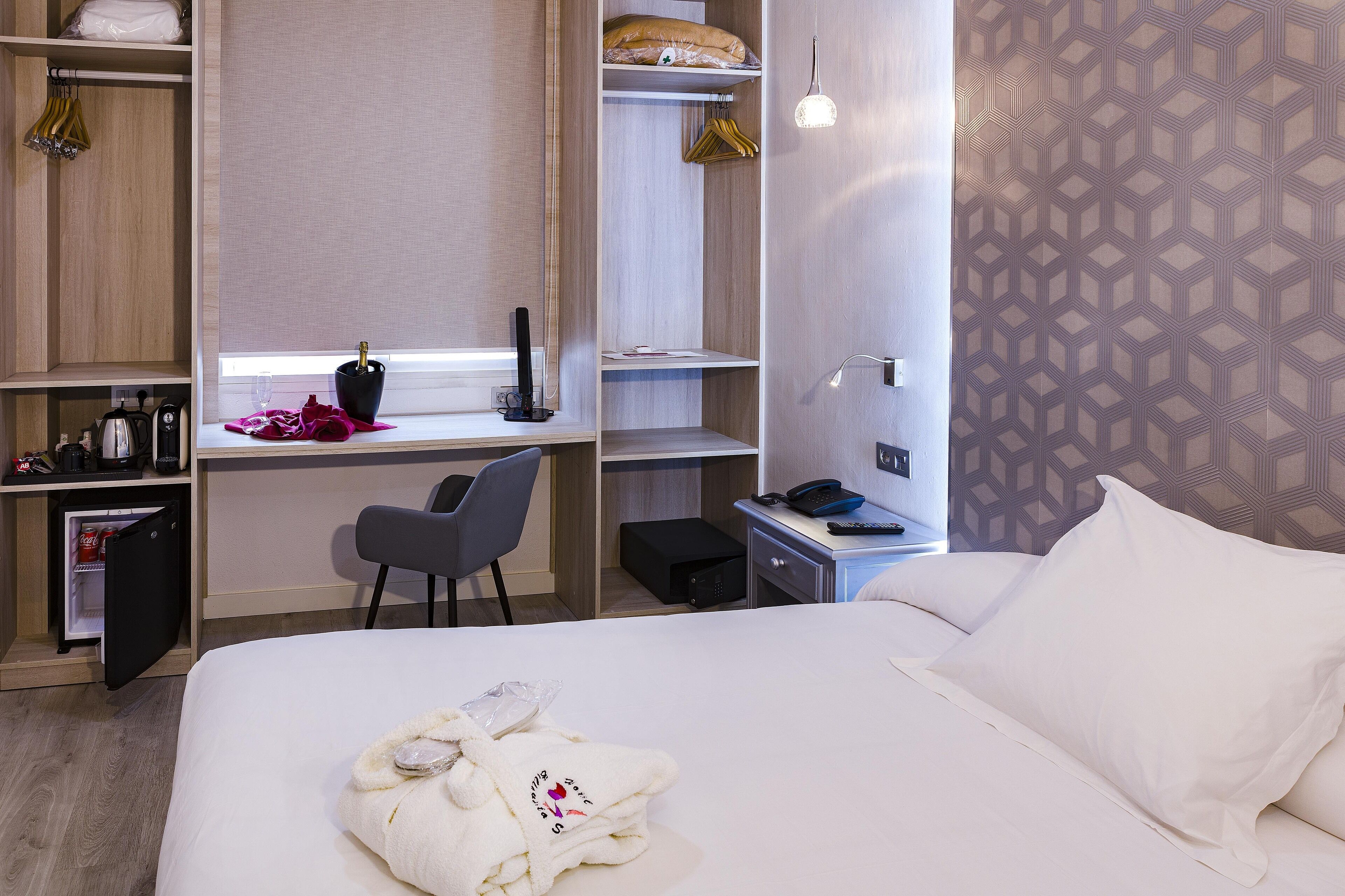 Deluxe Double Room, 1 King Bed (Romantic Offer) | Down comforters, minibar, in-room safe, desk