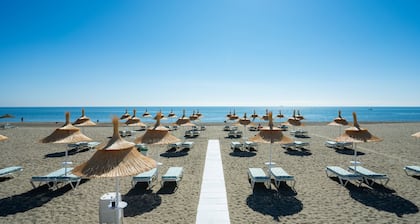 Hotel MS Tropicana