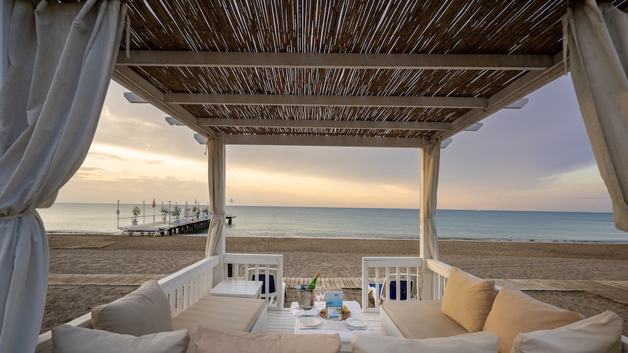 ADORA HOTEL & RESORT