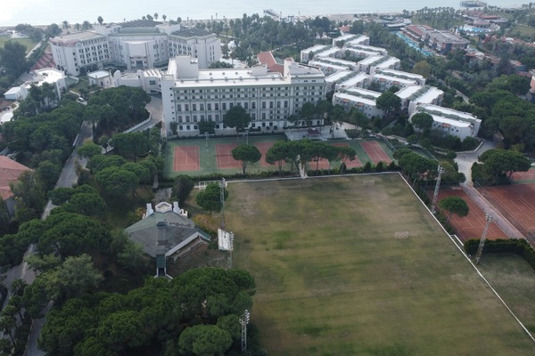 Tennis court
