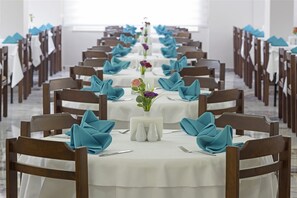 تقديم الإفطار