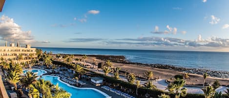 Beach/ocean view