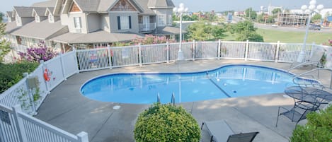 Seasonal outdoor pool