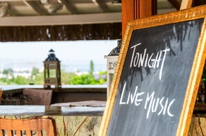 Bar (on property) - 4Reasons Hotel And Bistro (Bodrum)