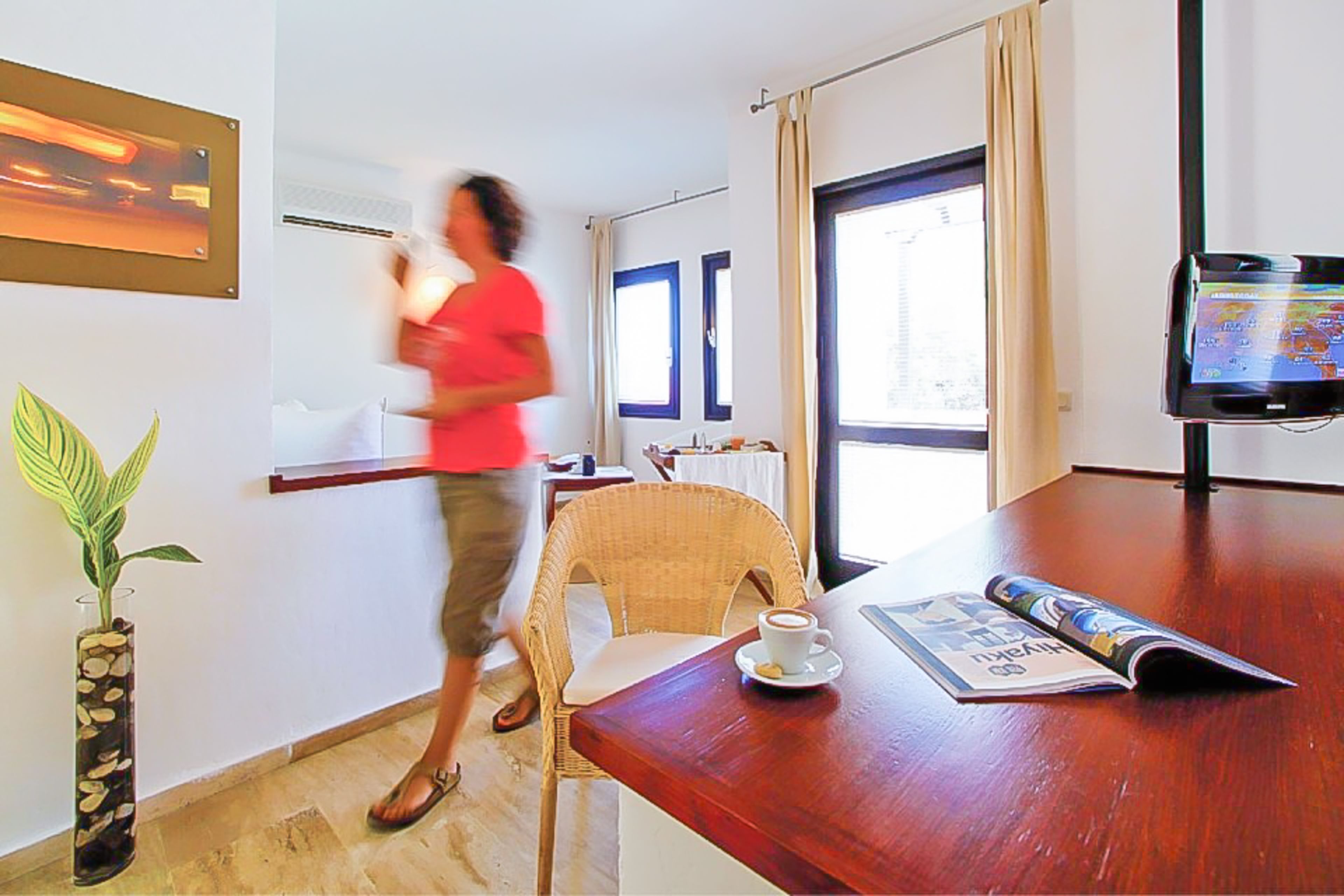 junior double room | 1 bedroom, minibar, in-room safe, desk