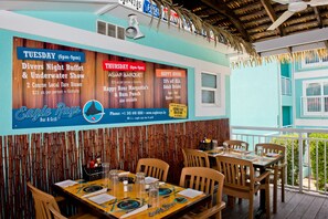 含每日吃到飽早餐