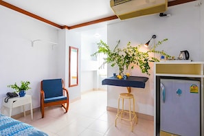 Suite | View from room - Collection O Howard Square Boutique Hotel (Bangkok)