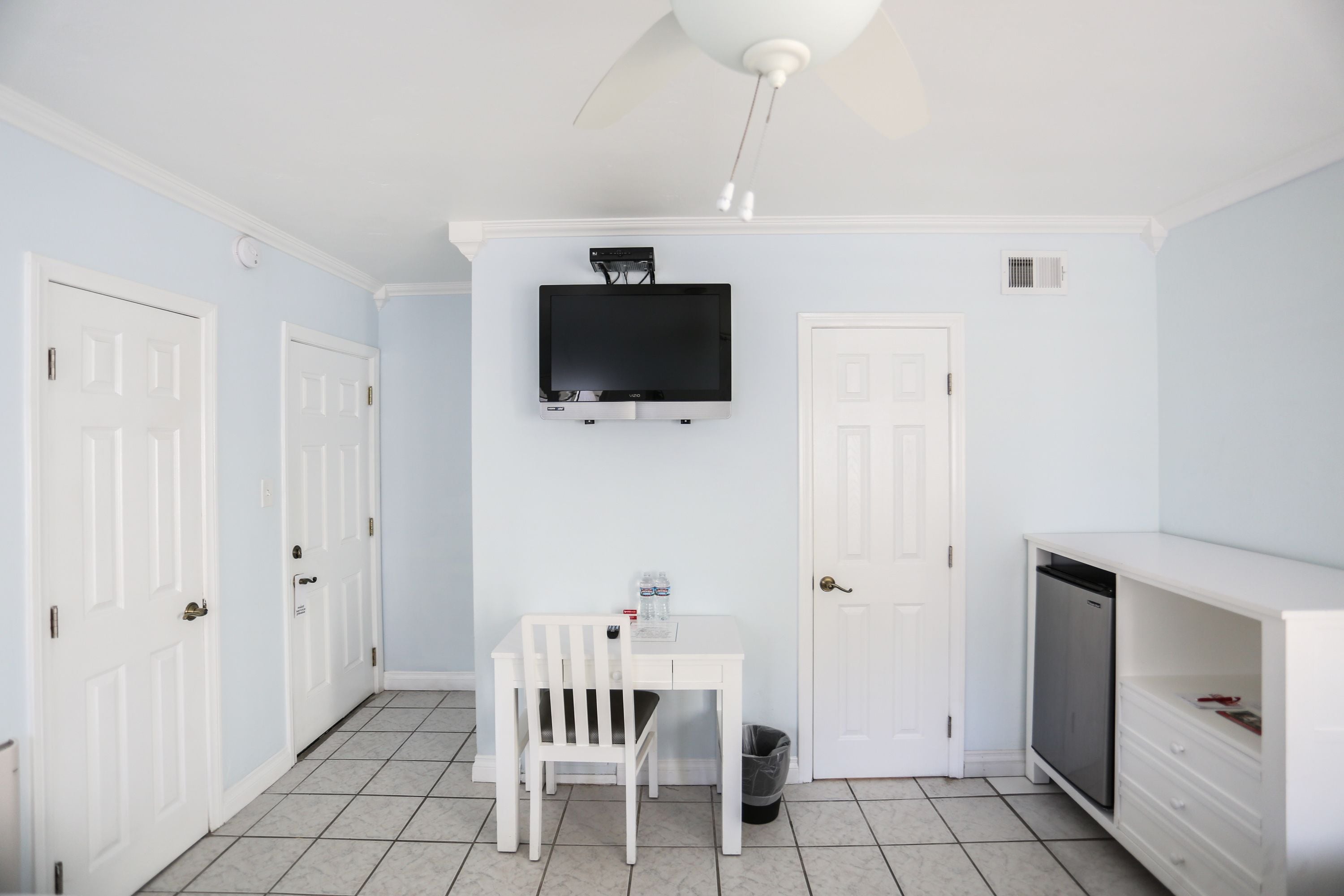 deluxe double room, 2 double beds, non smoking | in-room safe, desk, blackout curtains, iron/ironing board