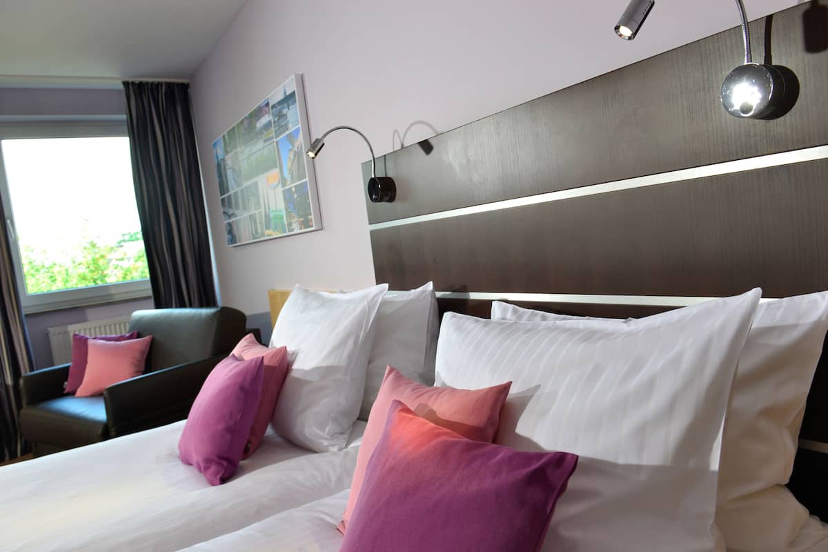 comfort double room | 1 bedroom, premium bedding, in-room safe, desk