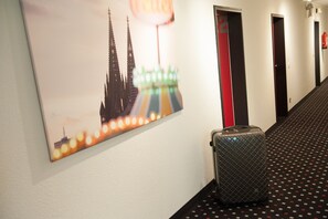 Hallway - Hotel UHU Garni Köln (Cologne)