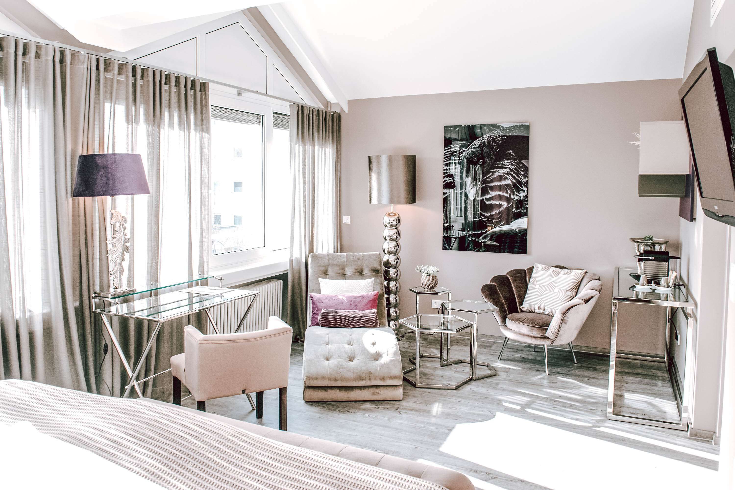 design double room | 1 bedroom, premium bedding, desk, blackout curtains