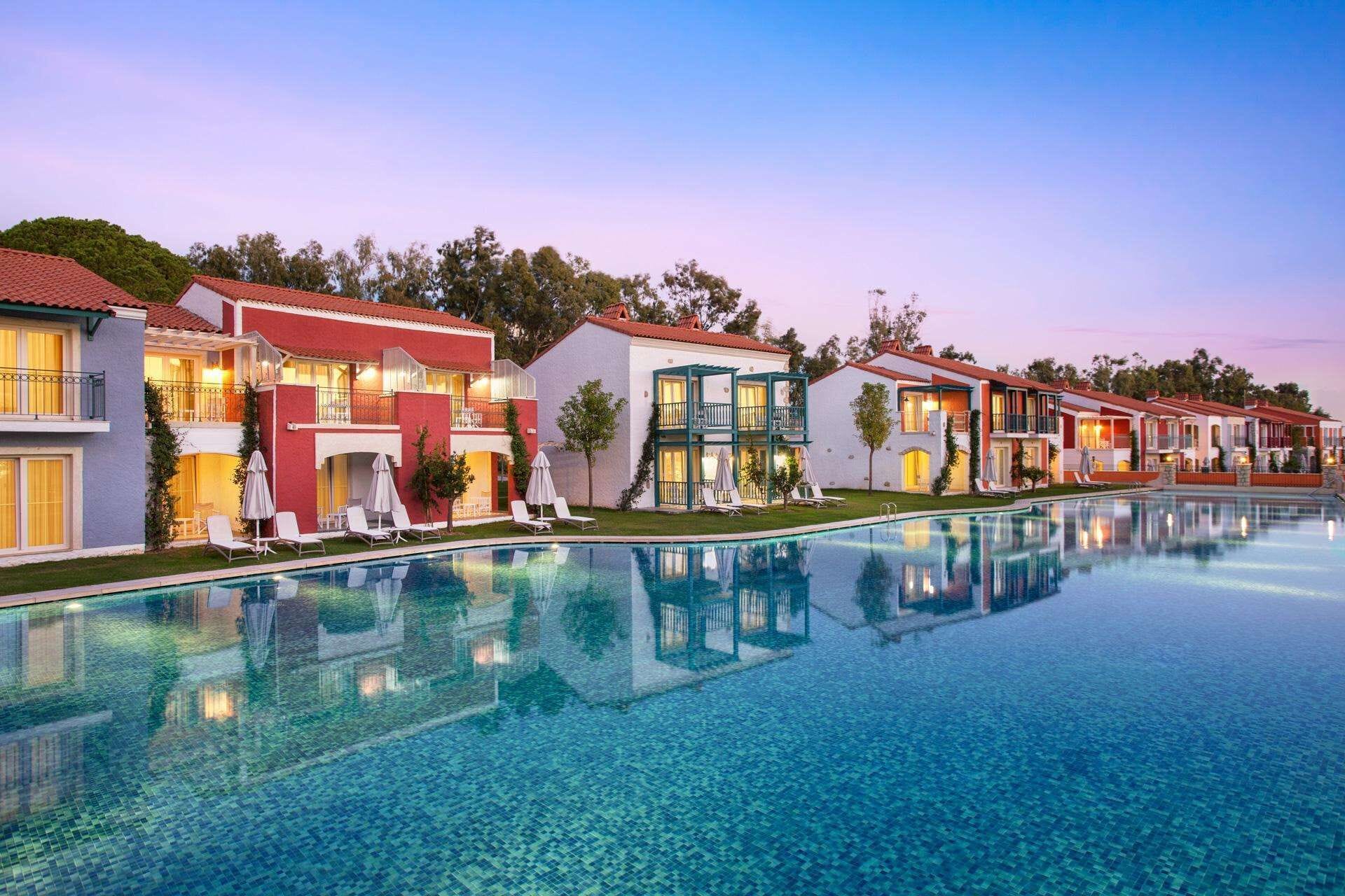 Indoor pool, 3 outdoor pools, pool umbrellas, sun loungers