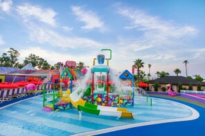 Surfing/boogie boarding - IC Hotels Santai Family Resort - All Inclusive (Serik)
