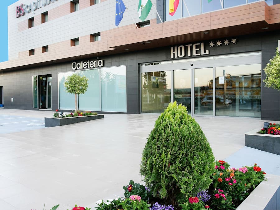 Entrada al alojamiento