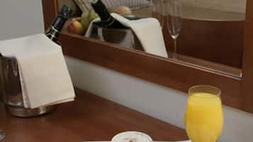 Room service – dining
