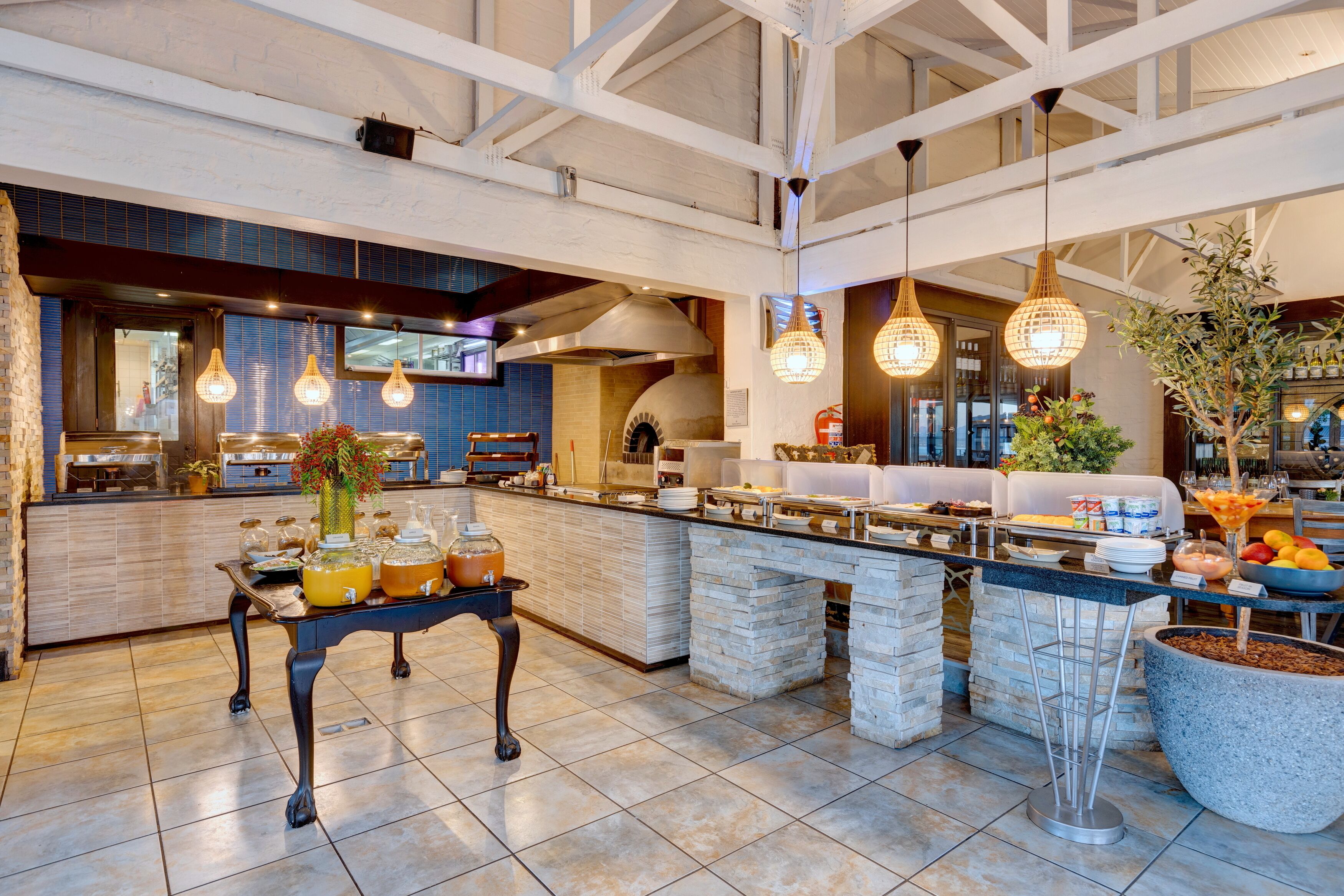 daily buffet breakfast (zar 235 per person)