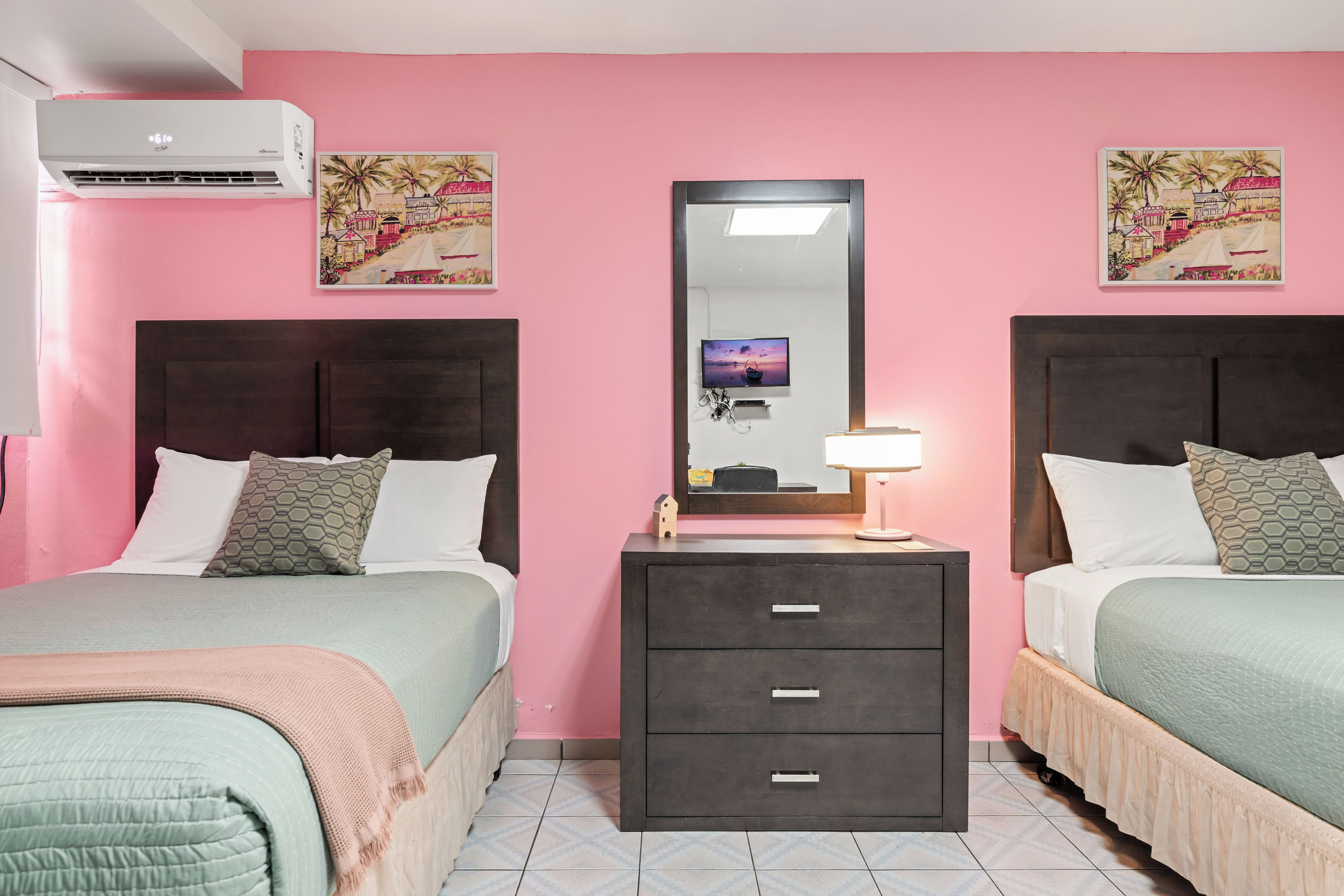 Double Room, 2 Double Beds | Select Comfort beds, desk, rollaway beds, free WiFi