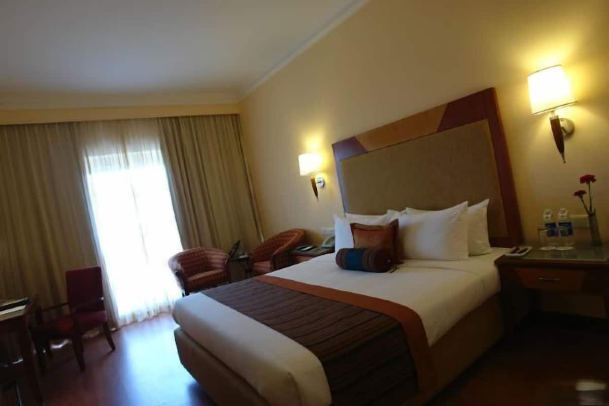 1 bedroom, minibar, in-room safe, blackout drapes