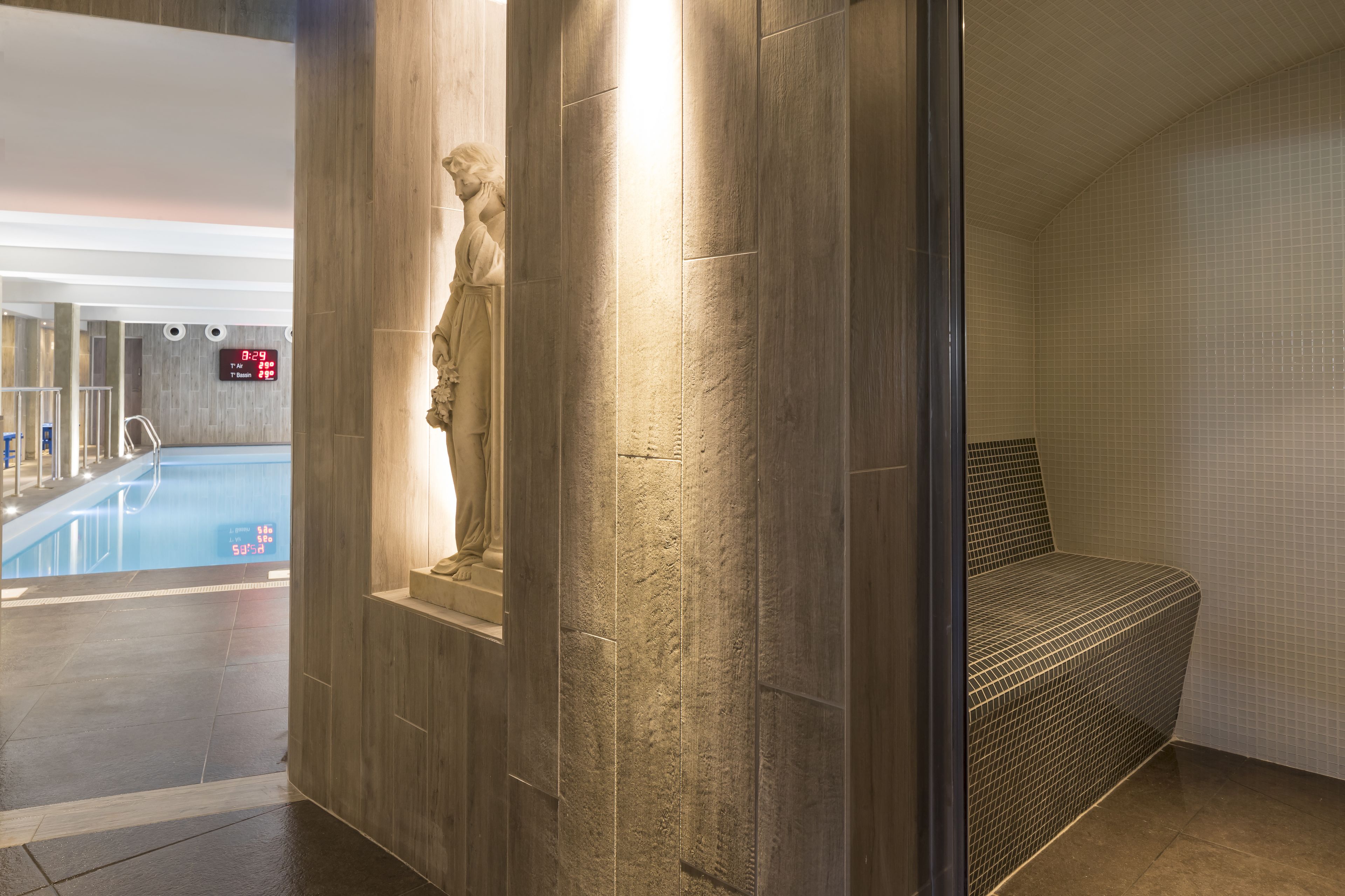 sauna, hot tub, steam room