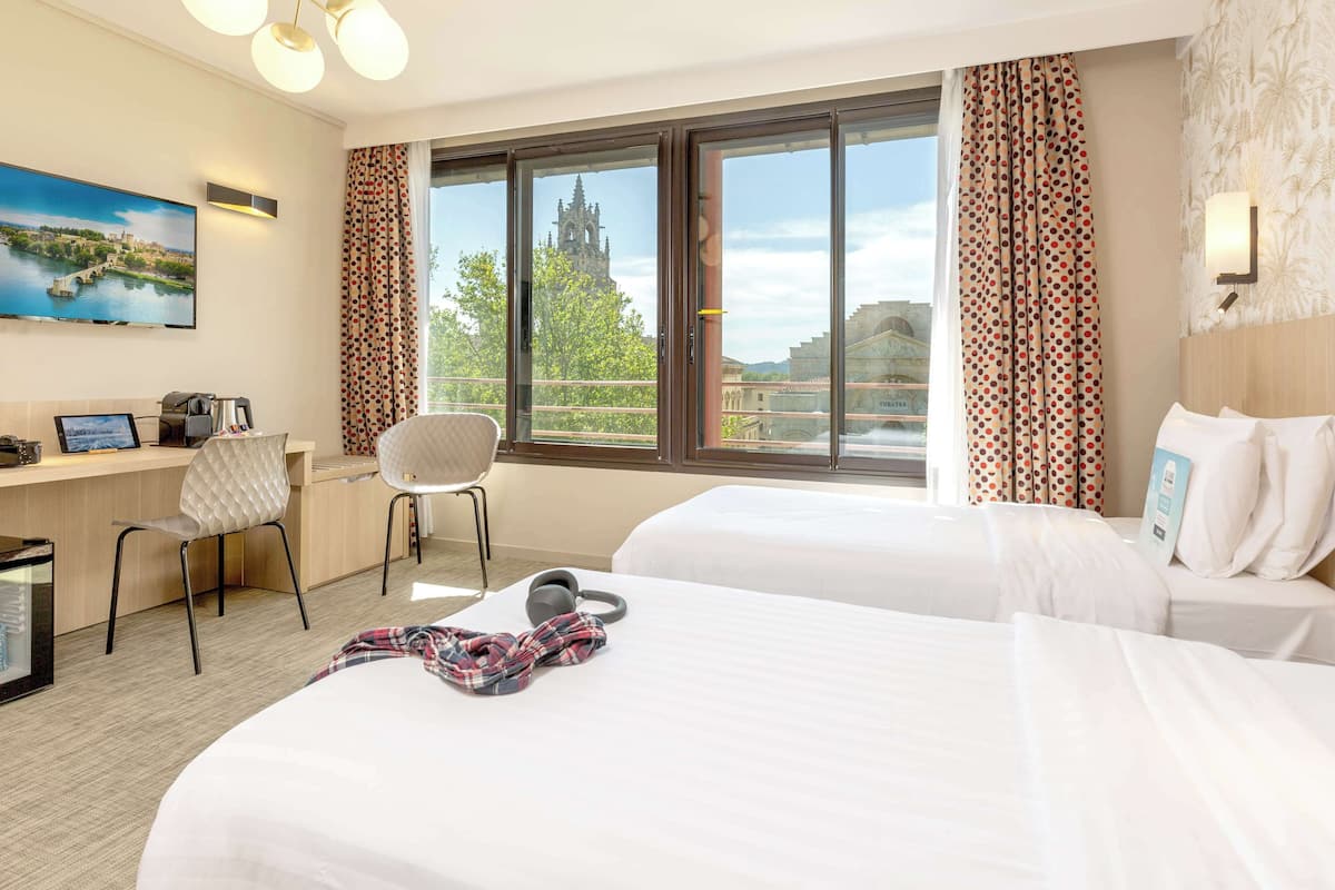 minibar, desk, blackout curtains, soundproofing