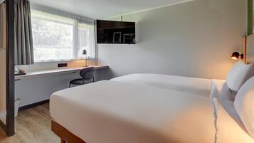 Standard Room, 2 Single Beds | Premium bedding, desk, blackout curtains