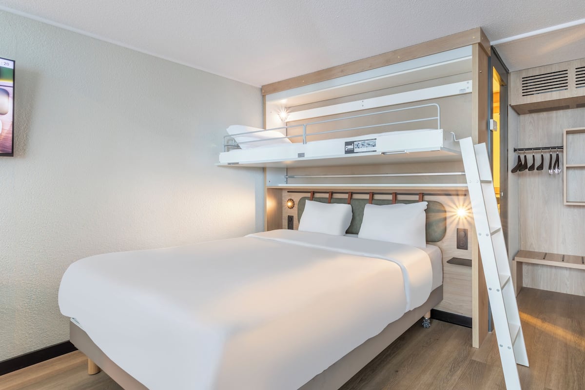 Standard Room, Multiple Beds