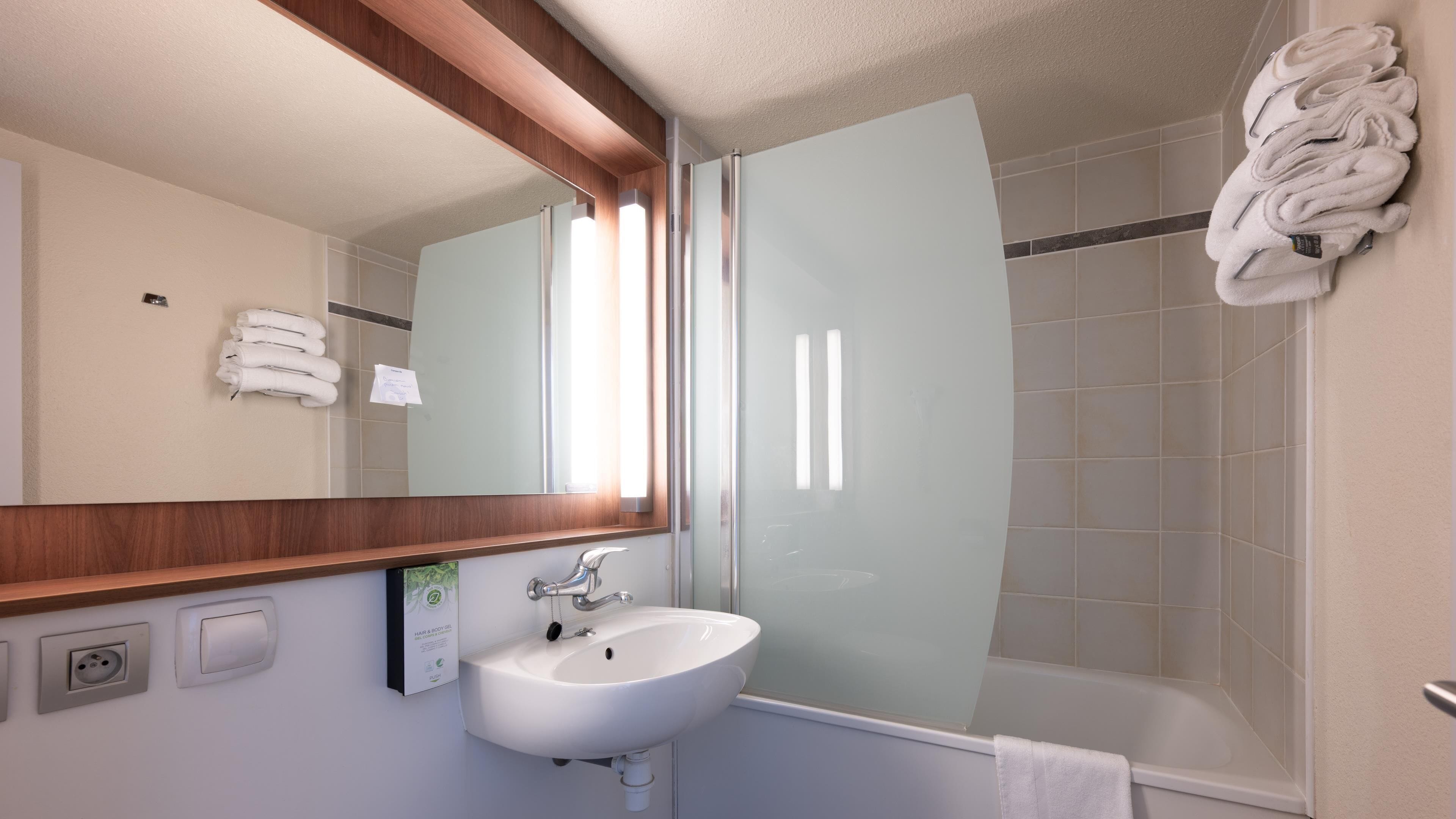 Photo - Campanile NATURE - Bordeaux Sud Gradignan Talence