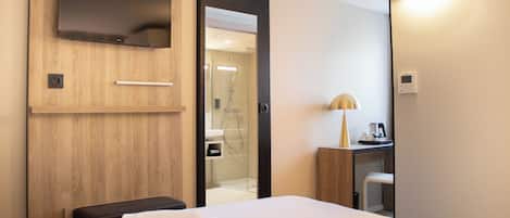 Decoración personalizada, muebles diferentes y escritorio