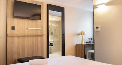 Brit Hotel Avignon Sud