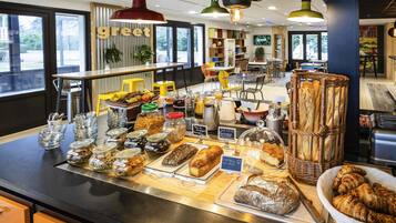Daily buffet breakfast (EUR 8 per person)