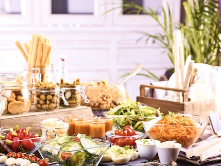 Se sirven desayunos y cenas