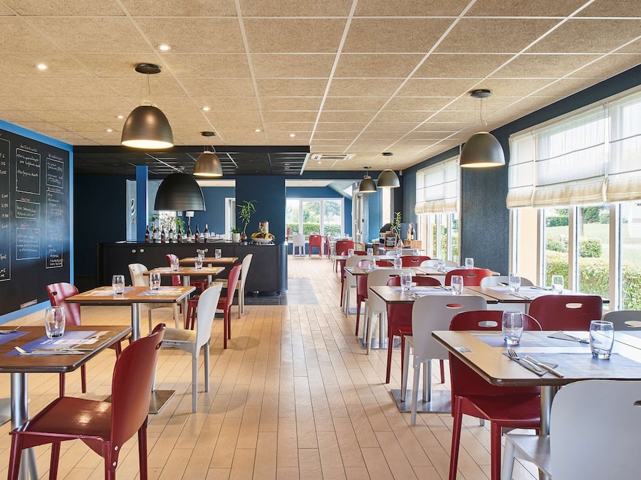 Breakfast served, French cuisine