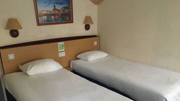 Desk, blackout drapes, free cribs/infant beds, free rollaway beds