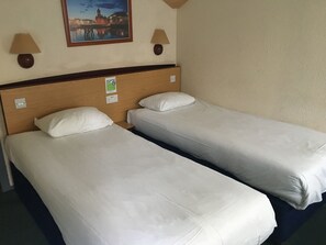 Standard Room, 2 Single Beds