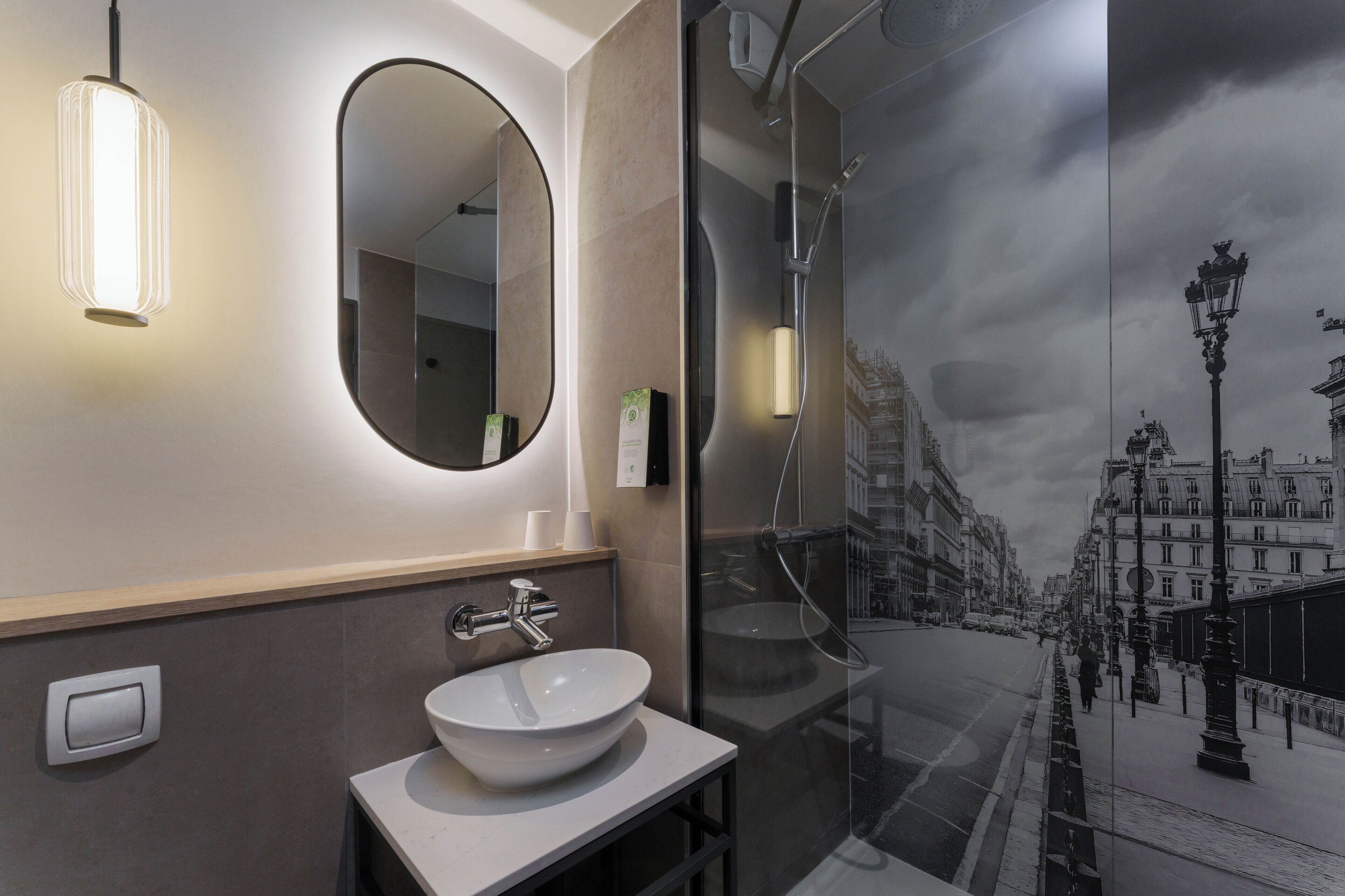 Foto - Campanile Dijon Centre - Gare