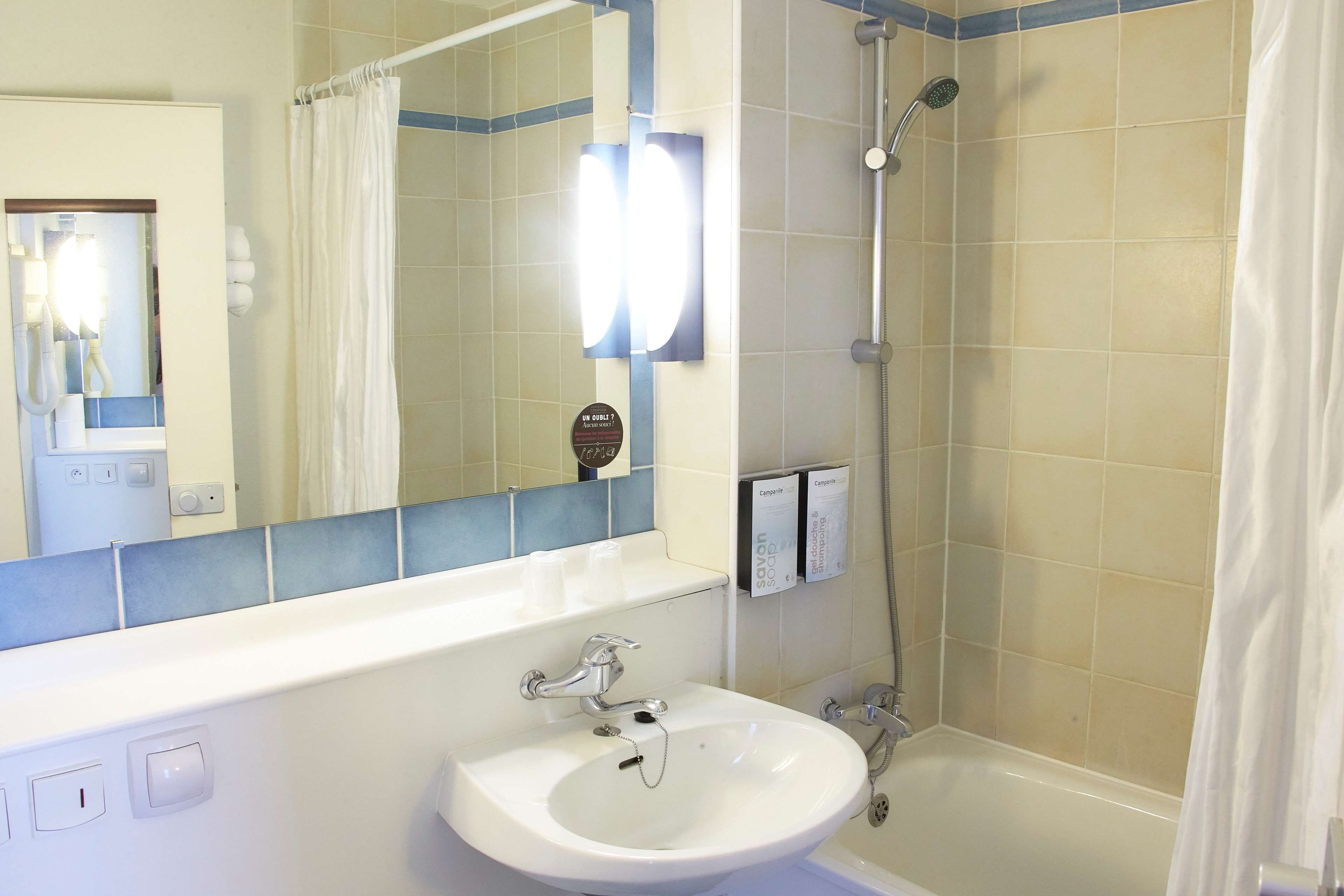 Photo - Campanile Dijon Centre - Gare