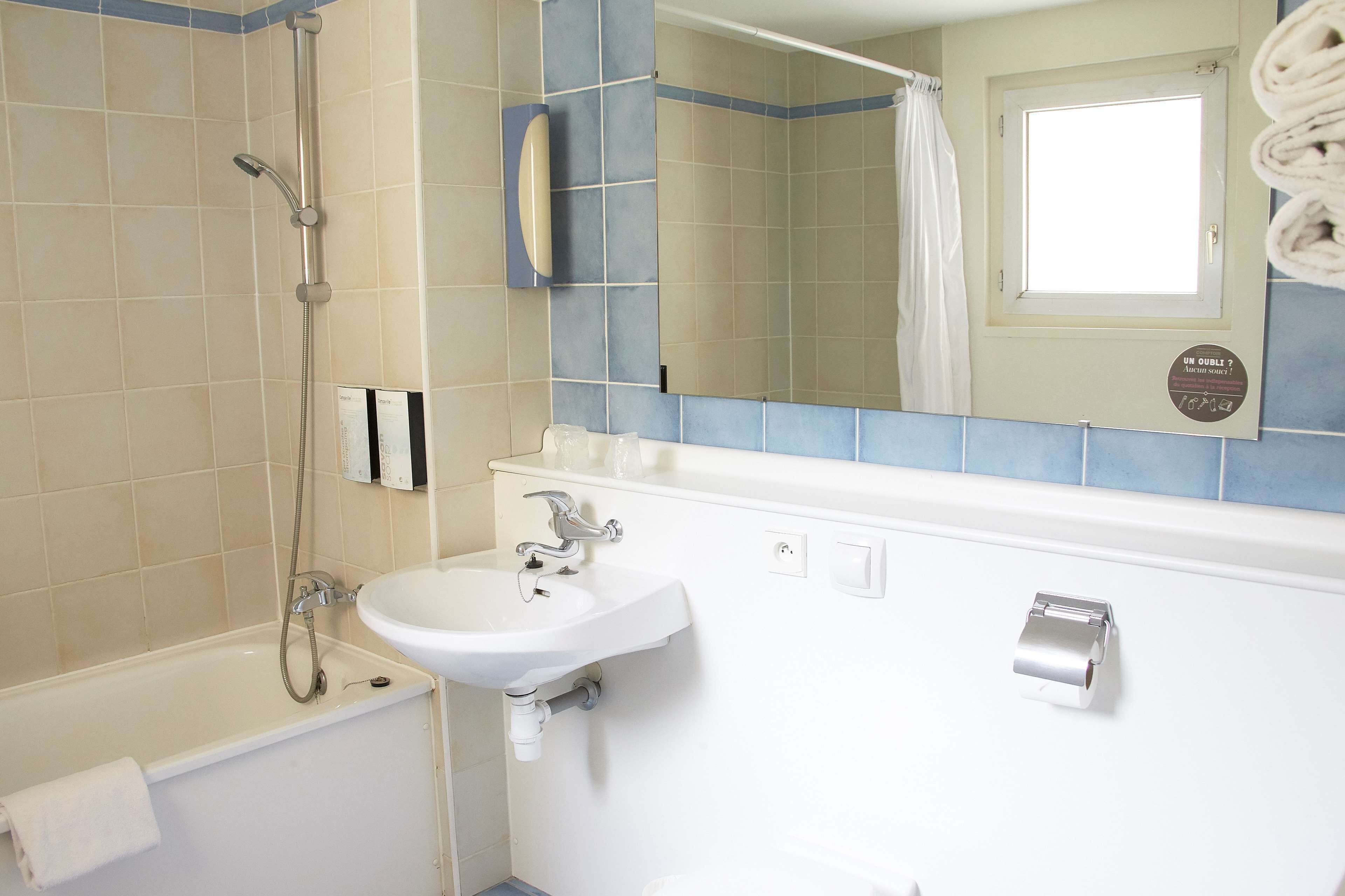 Photo - Campanile Dijon Centre - Gare