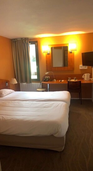 Standard Room, 2 Single Beds
