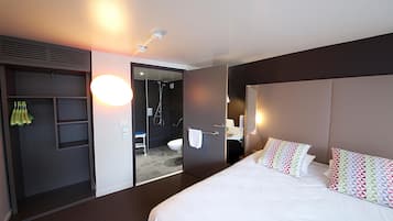 Habitación estándar, 1 cama doble | 1 dormitorio, ropa de cama de alta calidad, escritorio