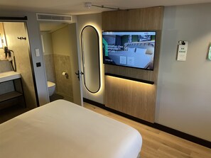 Standaard kamer, 1 tweepersoonsbed | Luxe beddengoed, een bureau, verduisterende gordijnen