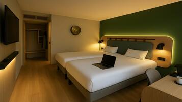 Camera Standard, 2 letti singoli | Sala colazione | Colazione a buffet, servita tutte le mattine (14.90 EUR a persona)