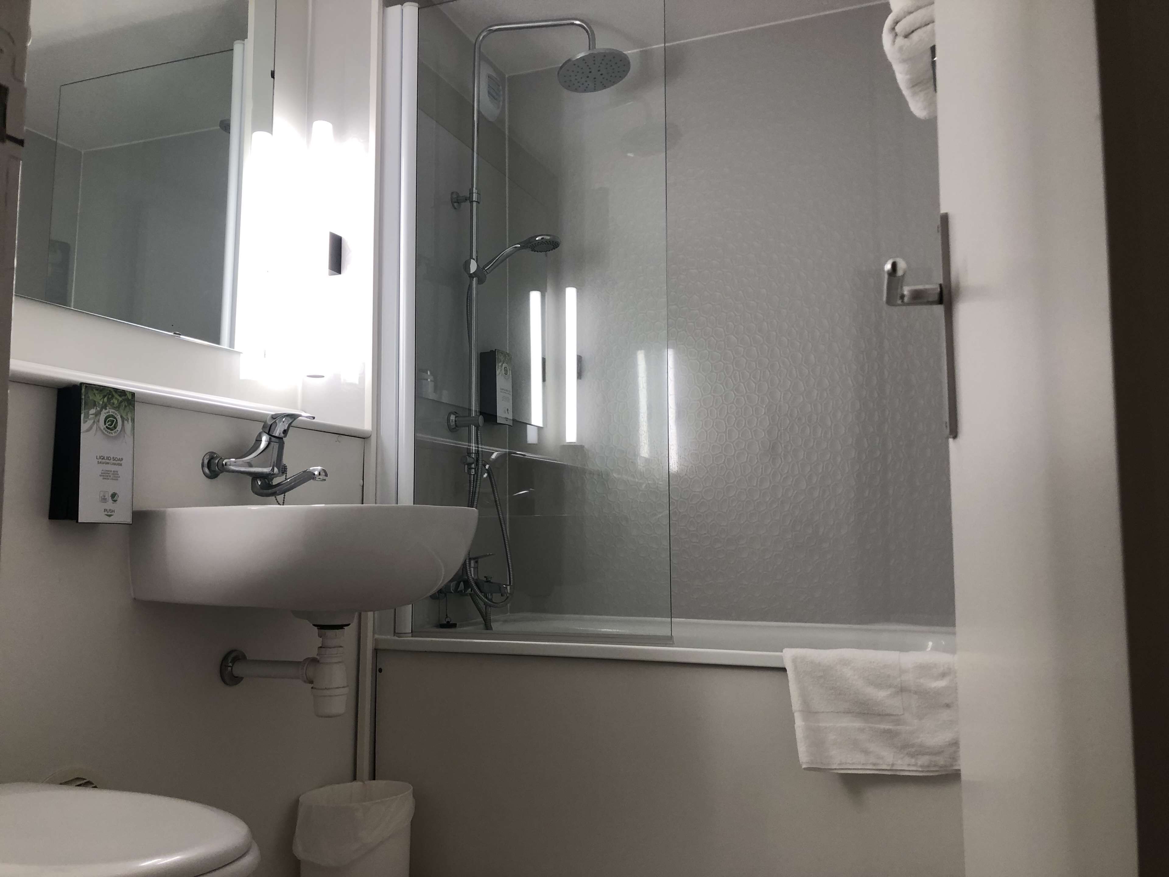 Foto - KYRIAD HONFLEUR - La Riviere Saint Sauveur