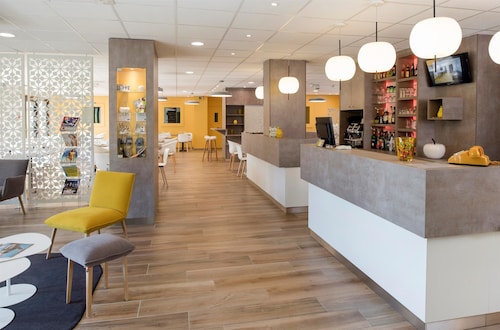 Hotel Kyriad Saint Etienne Centre (8)