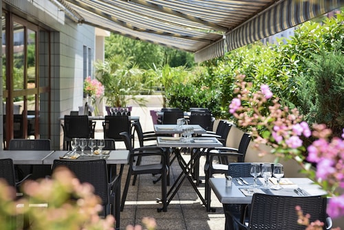 Hotel Kyriad Saint Etienne Centre (3)