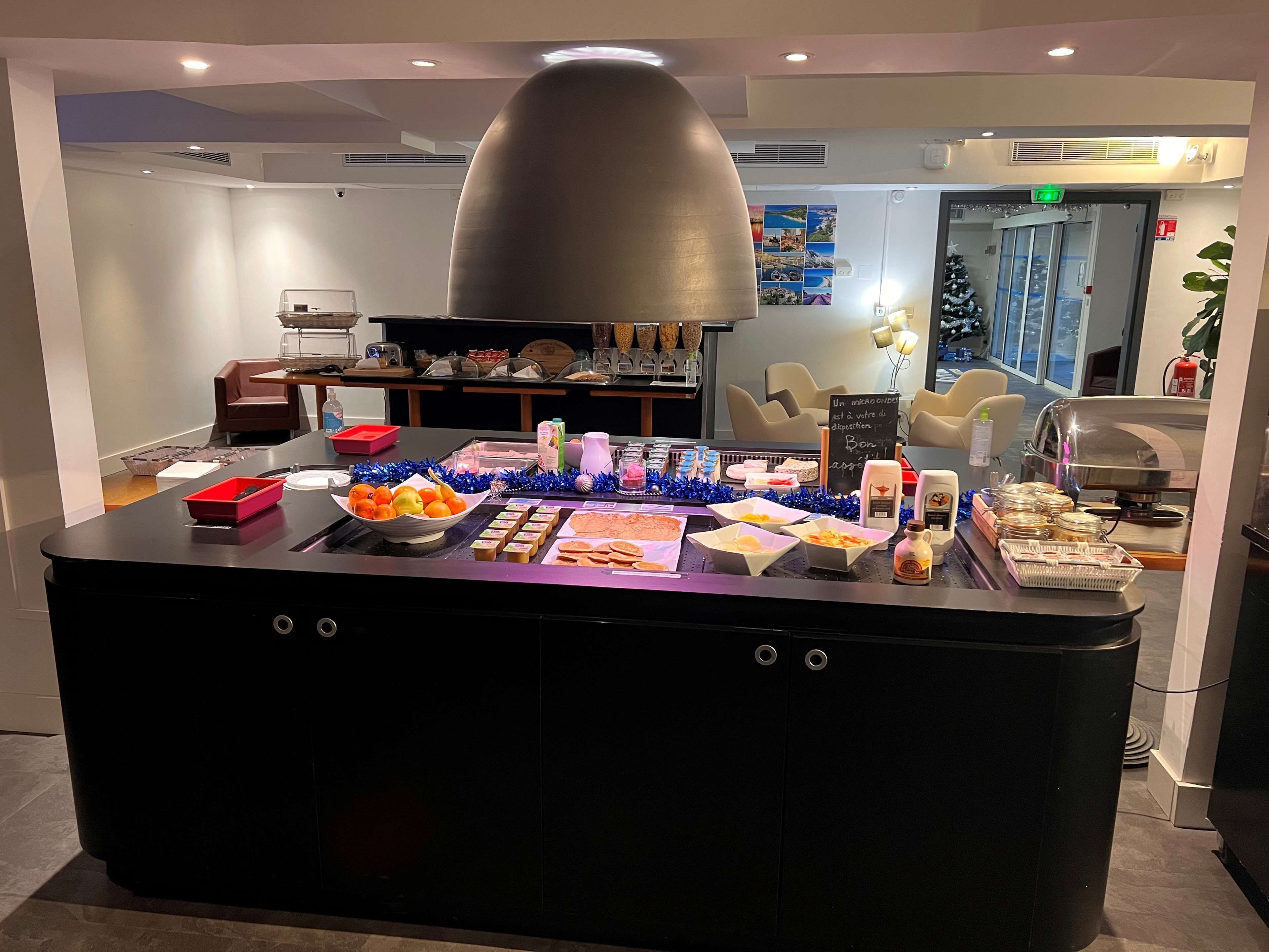 daily buffet breakfast (eur 13 per person)