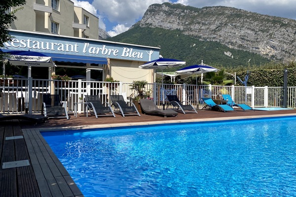 Piscina externa sazonal