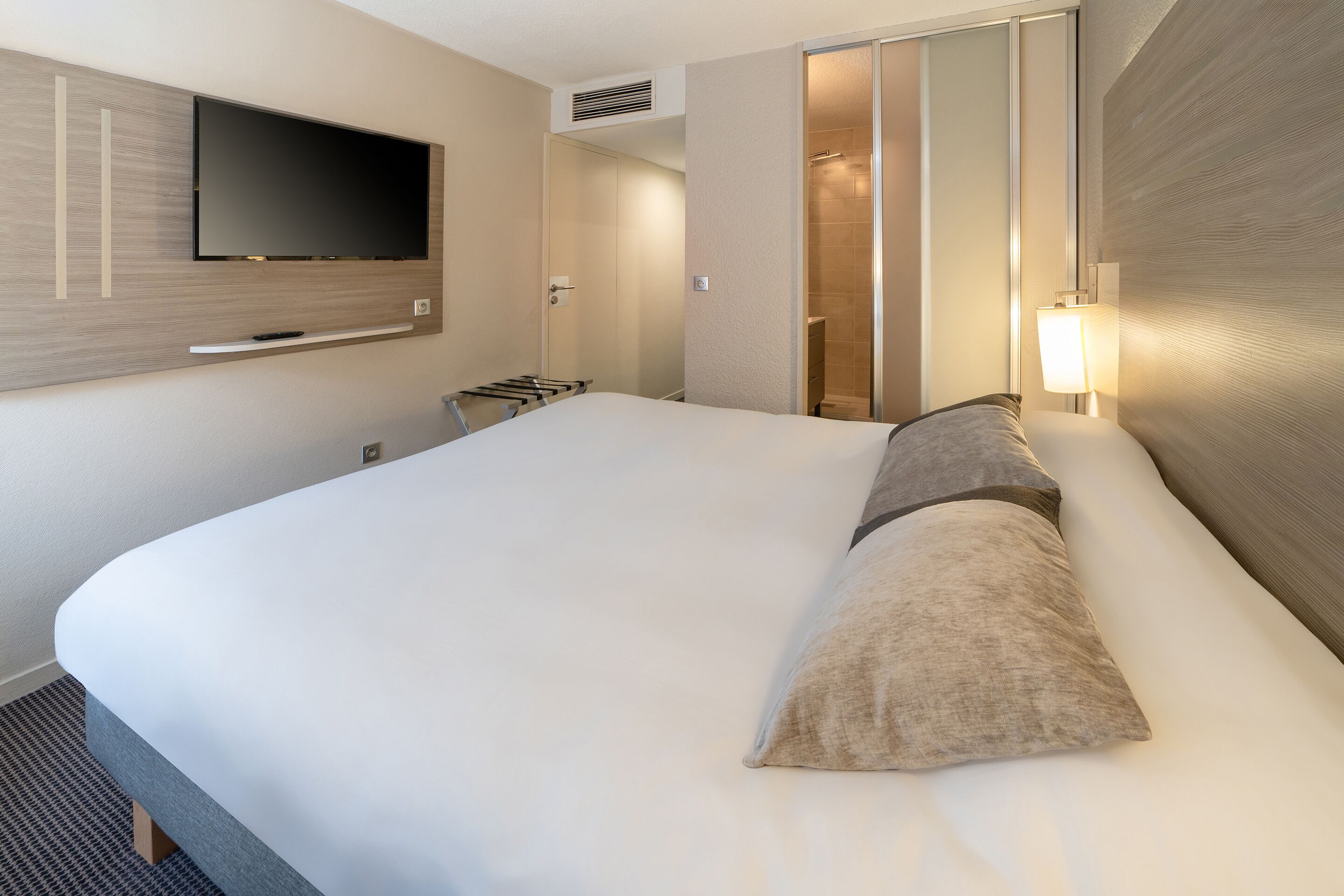 family room, multiple beds, non smoking (with two single sofabeds) | 1 bedroom, premium bedding, desk, blackout curtains