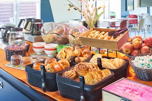 Daily to-go breakfast for a fee
