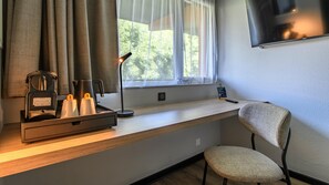 Superior Room, 1 King Bed, Non Smoking
