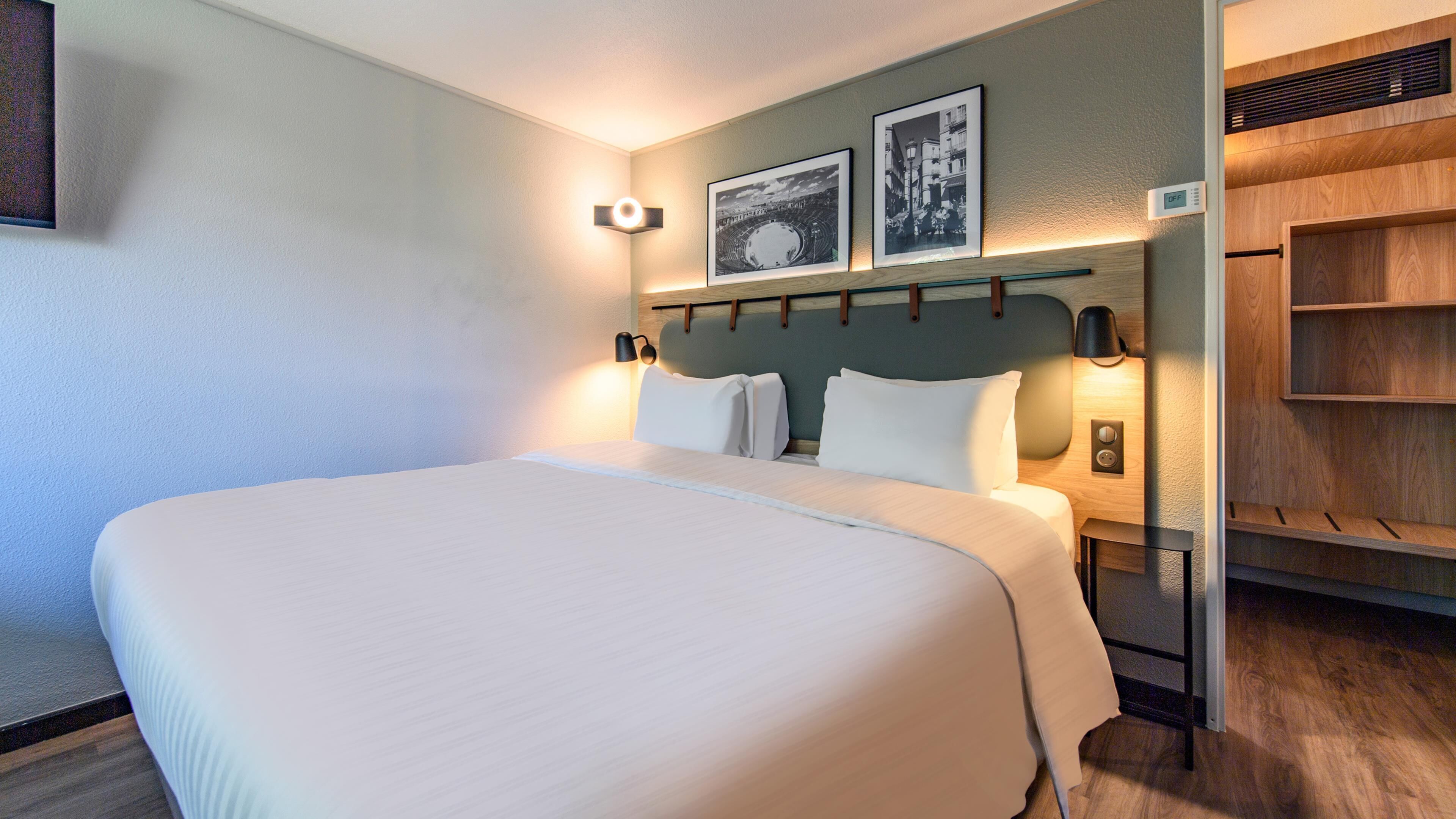 Ropa de cama de alta calidad, decoración personalizada y escritorio 